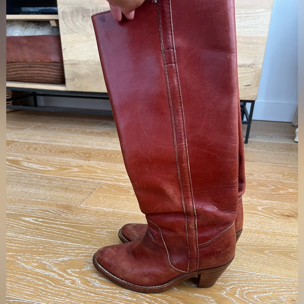 Vintage Frye Reddish Brown Leather Heeled Boots